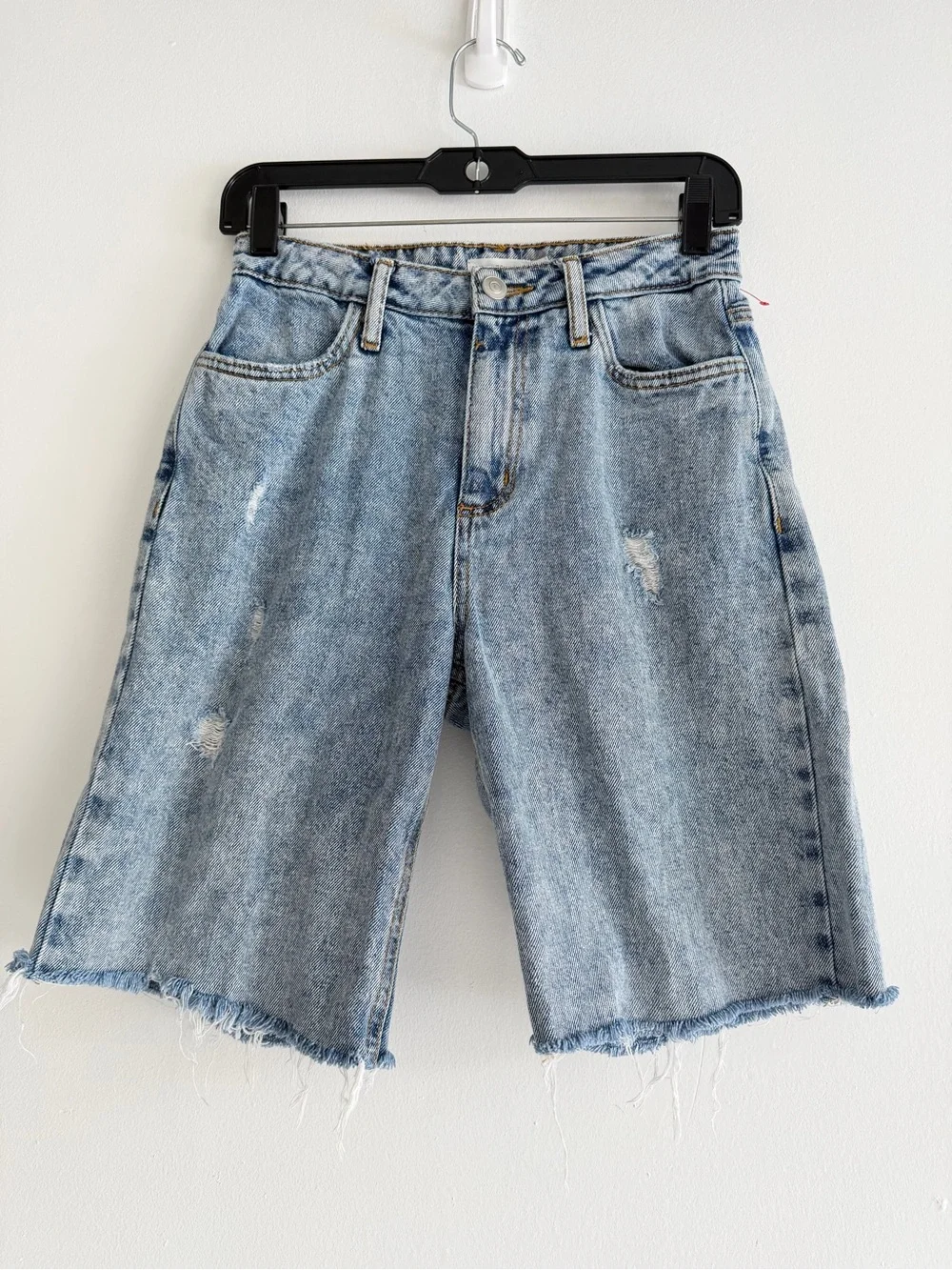 Avec Les Filles Distressed Denim Bermuda Shorts Size 26 8874